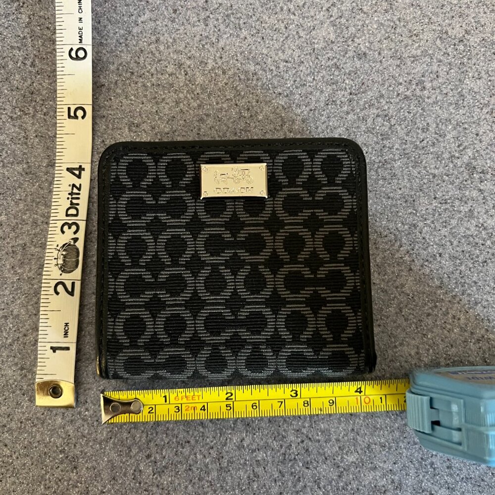 NWOT Coach | Signature "C" Canvas Snap Wallet | Black/Gray - Picture 2 of 5